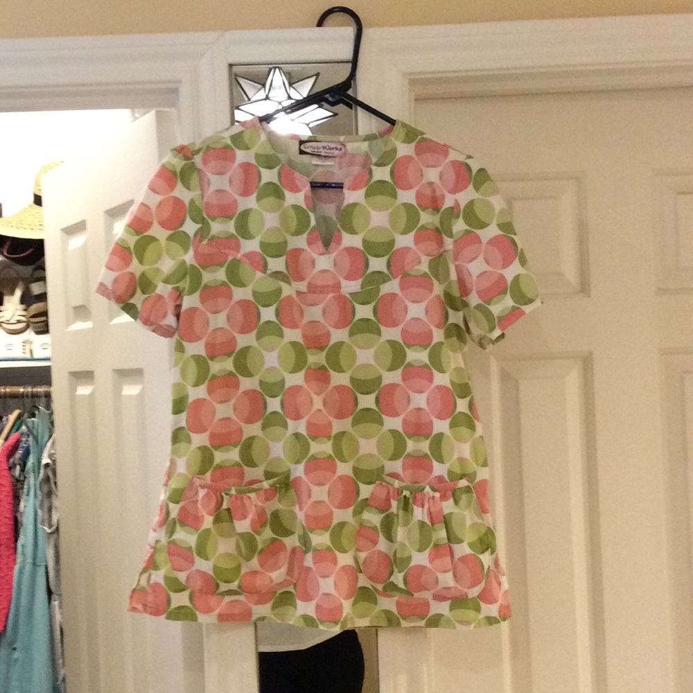 Women’s scrub set